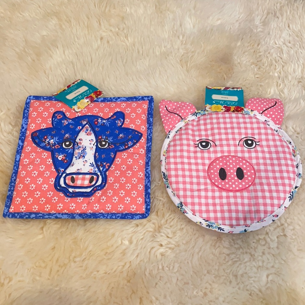 The Pioneer Woman Trivet Set